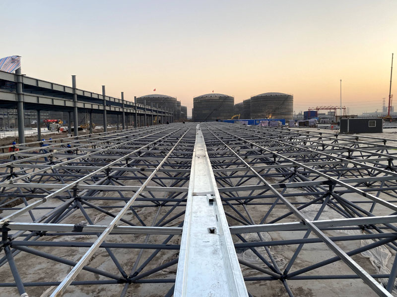 網(wǎng)架結(jié)構(gòu)高空散裝法怎么做？