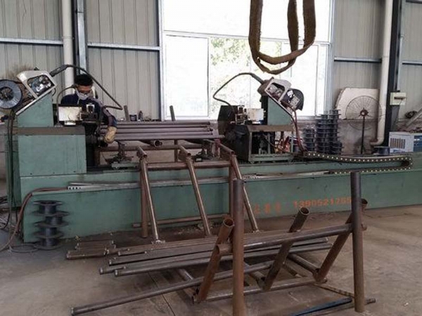 網(wǎng)架桿件自動焊接機床